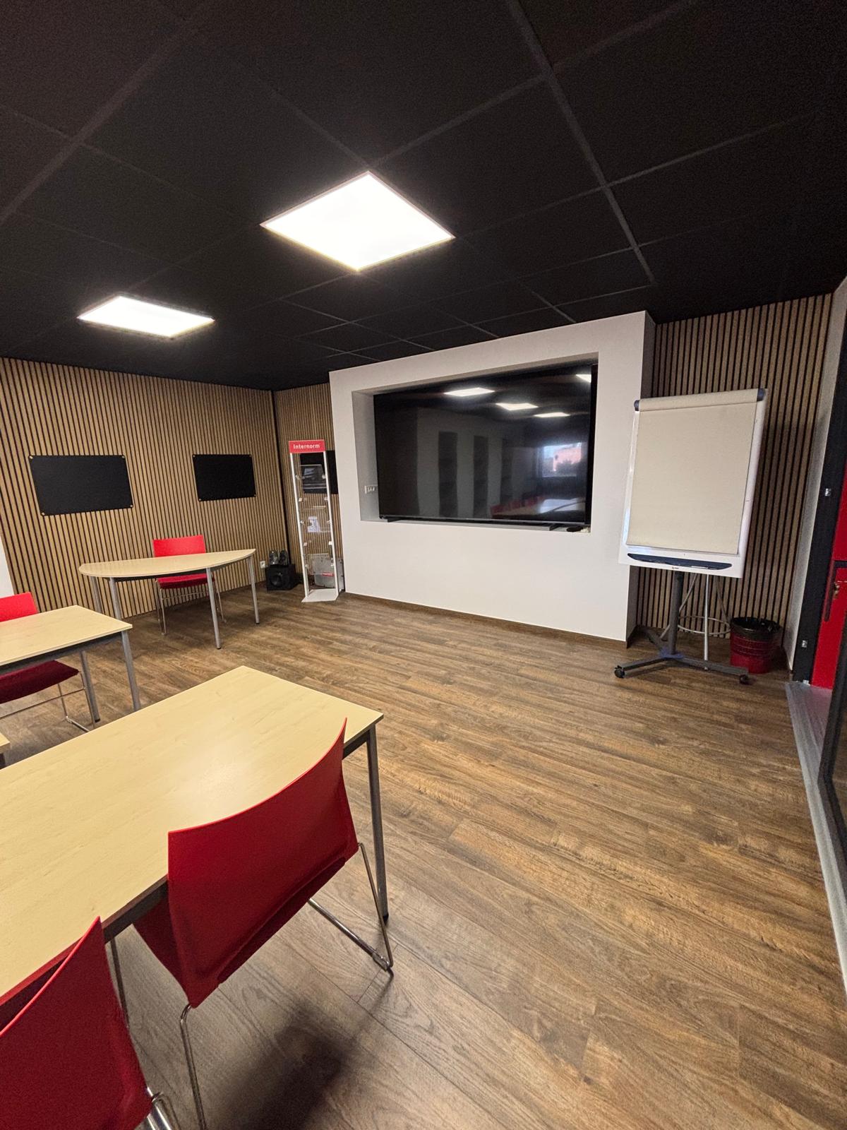 R&eacute;novation d’une salle de r&eacute;union dans un local commercial &agrave; Sausheim Rixheim