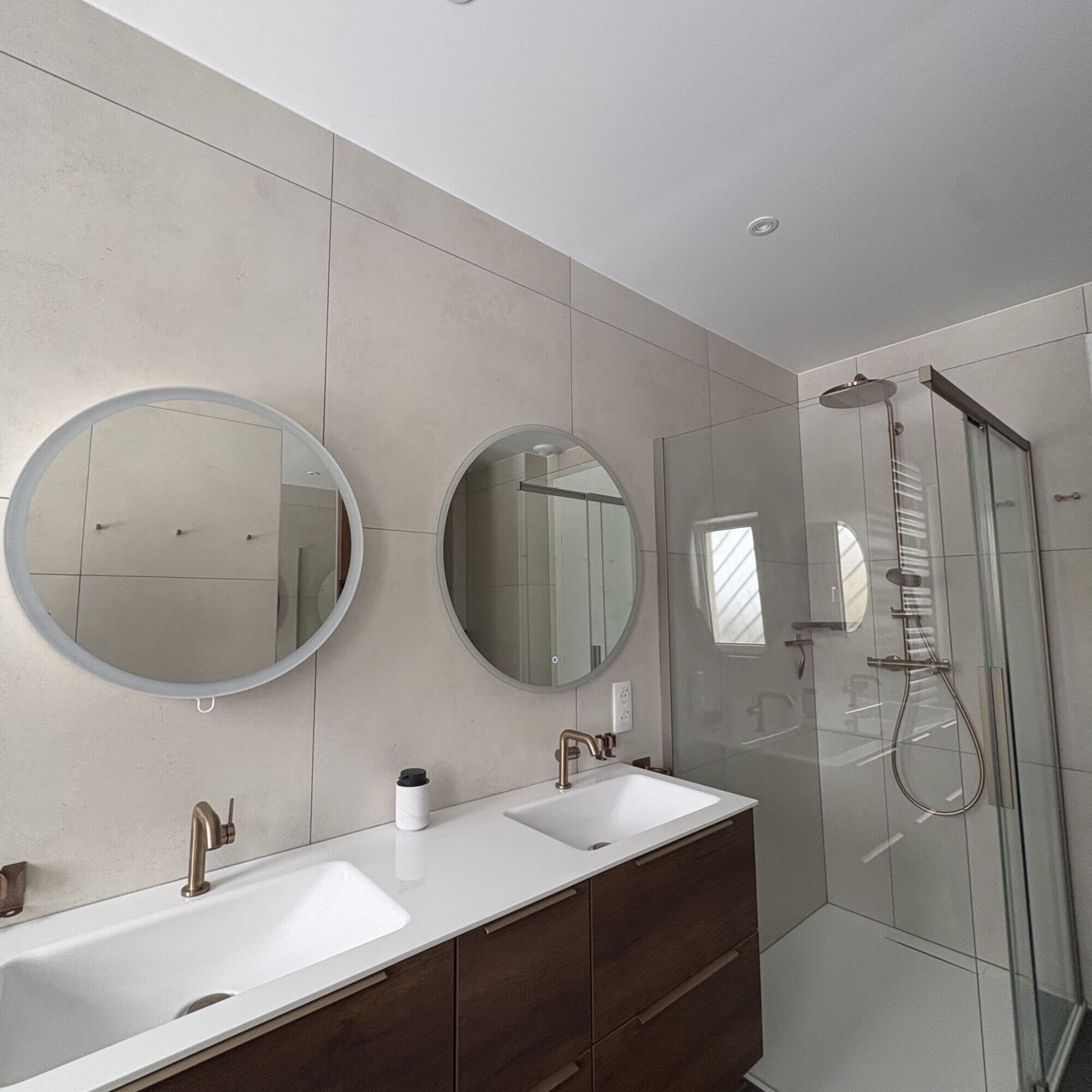 R&eacute;novation de salle de bain &agrave; Mulhouse : guide 2026 (prix, &eacute;tapes, design) Mulhouse